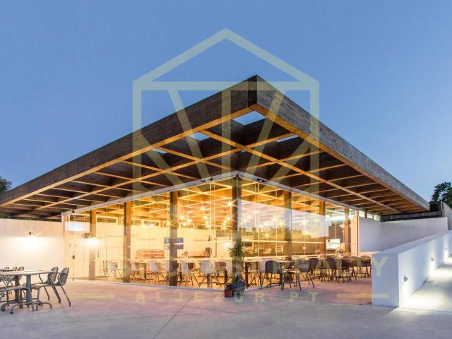 Este encantador e único boutique hotel está localizado em São Teotónio