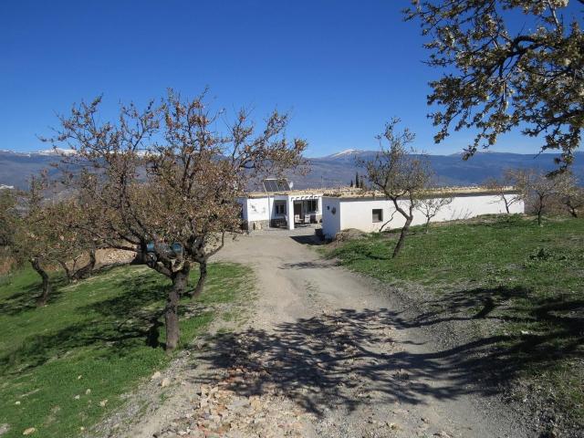 Este es un cortijo de 3 dormitorios bellamente presentado co. 120m² Cádiar