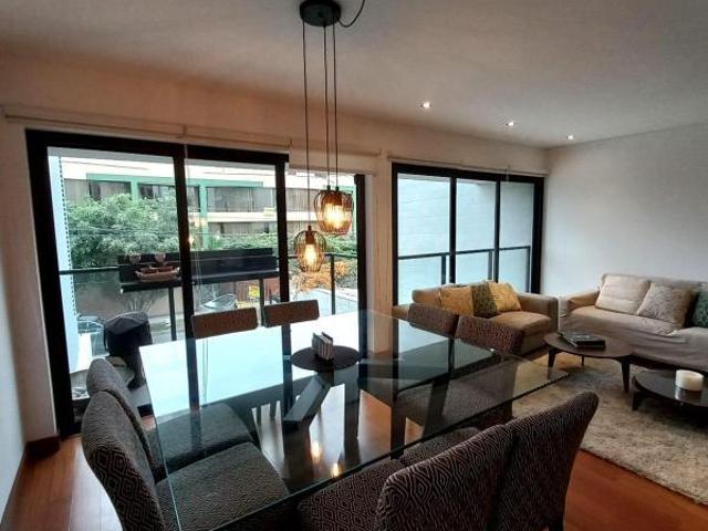 Este es un Duplex soñado en La Av. La Floresta