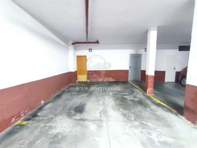 Este espacioso apartamento de tres habitaciones en la segund. 0m² Arona