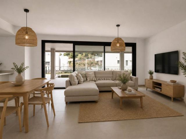 Vivienda en planta baja de obra nueva en Altos de los Monter. 152m² Marbella