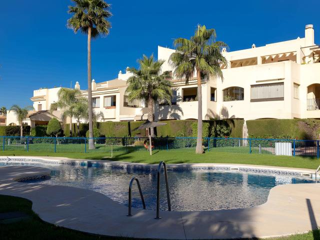 Este luminoso y espacioso ático de 3 dormitorios disfruta de. 114m² Estepona