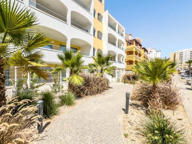 Este luxuoso apartamento de 3 quartos está numa fantástica l. 123m² Lagos