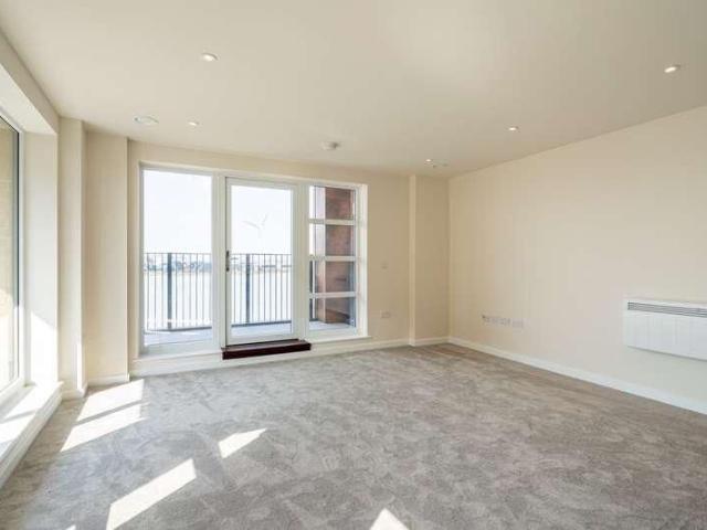 Estella Heights, Henley Approach, Northfleet, Gravesend, Kent, DA11