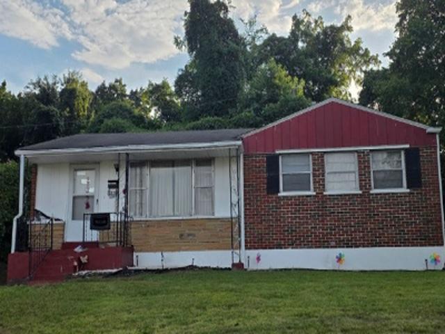 Esterbrook Dr