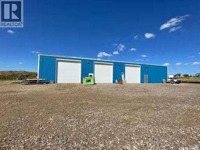 Estevan Rm No. 5, Saskatchewan, S4A 0W8 commercial for lease.