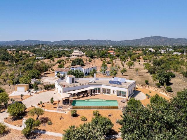 Estilo de Vida Tranquilo com vista Mar 340m² Olhão
