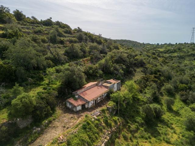 ESTOI Terreno com vista mar e ruína