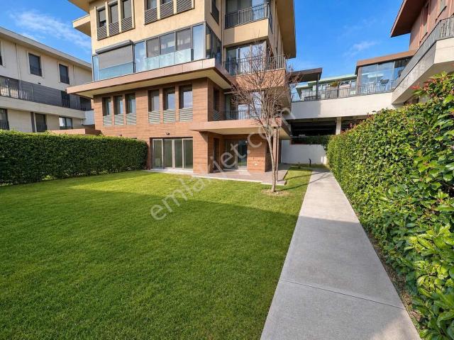 Eston Şehir Koru'da Satılık 4+1 Garden Villa Önü Açık !