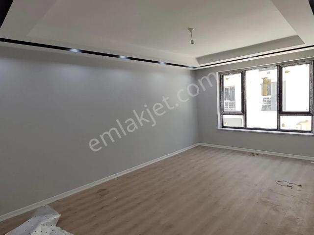 Estorıa'dan Zafer Mh Gürlife Yakını Yerden Isıtmalı 2+1 Daire