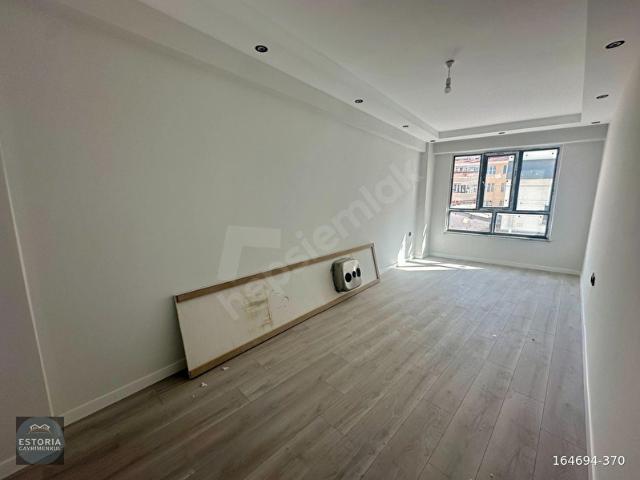 ESTORIA'DAN DERMAN CD YANI ÖZEL GARAJLI ARA KAT 2+0 SIFIR DAİRE