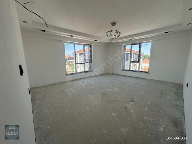 ESTORIA'DAN ZAFER'DE ÇEVRE YOLU YAKINI Y. ISITMALI 2+1 DAİRE