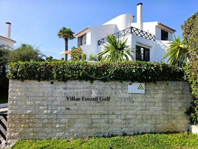 Estoril. Moradia T3+1, sem móveis. Condomínio privado com piscina