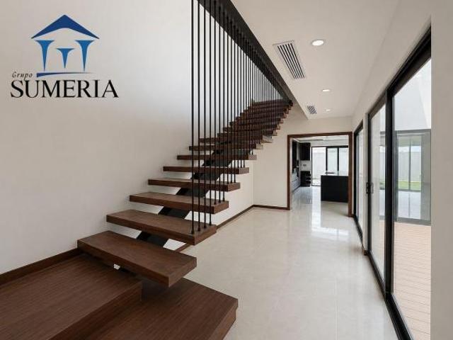 Estrena Casa con Recámara en PB y Alberca en Valle del Ángel
