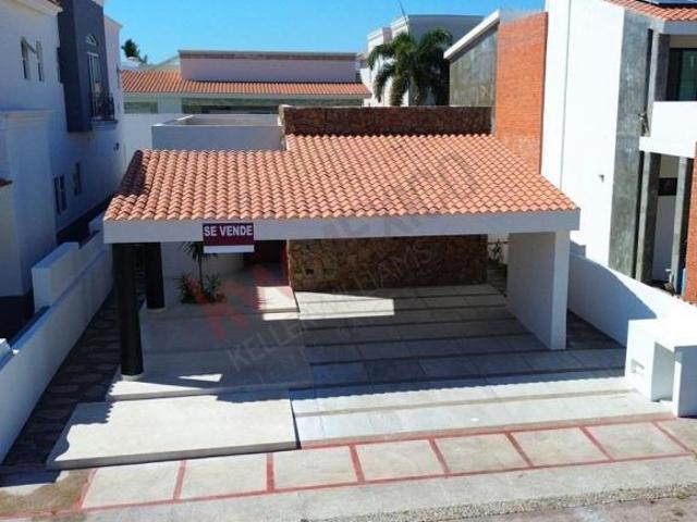 Estrena Casa de Un Piso en Club Real