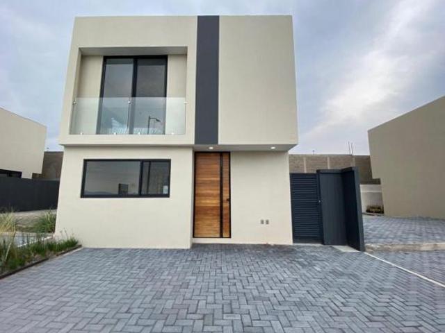 Estrena Casa en condominio Huertas la Joya, Meseta, Viva con calidad de Vida!