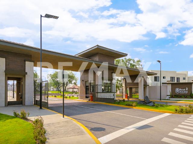 Estrena Casa en Real Alcalá cerca del AIFA con Casa Club con Alberca ¡Zona de Potencial Crecimiento!