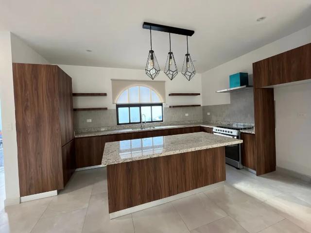 Estrena casa en Renta! en Residencial San Patricio