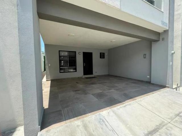 Estrena Casa en Venta en Guadalupe, Nuevo León con Espacios Modernos y Funcionales, Cerca de Todo