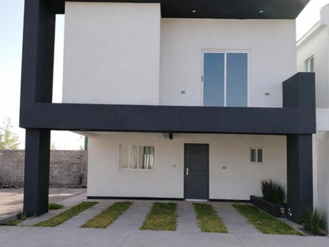 Estrena Casa en Venta en Fracc. Tarona Atras Bachilleres 10