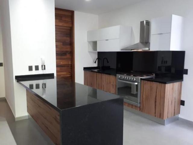 Estrena Departamento en Av. Inglaterra, Col. Juan Manuel Vallarta
