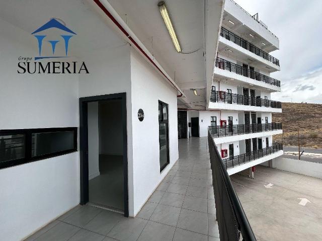 Estrena departamento semi amueblado en renta en la hermosa TORRE DOMUS