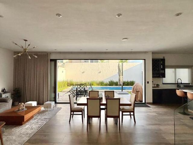 ESTRENA HOY EN ALCÁZAR RESIDENCIAL
