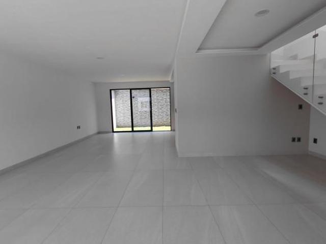 ¡ESTRENA HOY! Hermosa casa nueva de 3 recamaras en Toluca