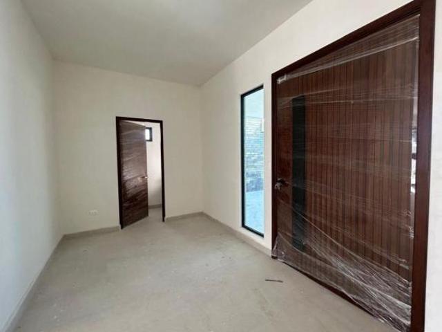 Estrena preciosa residencia al norte de Saltillo con 4 recámaras una en planta baja