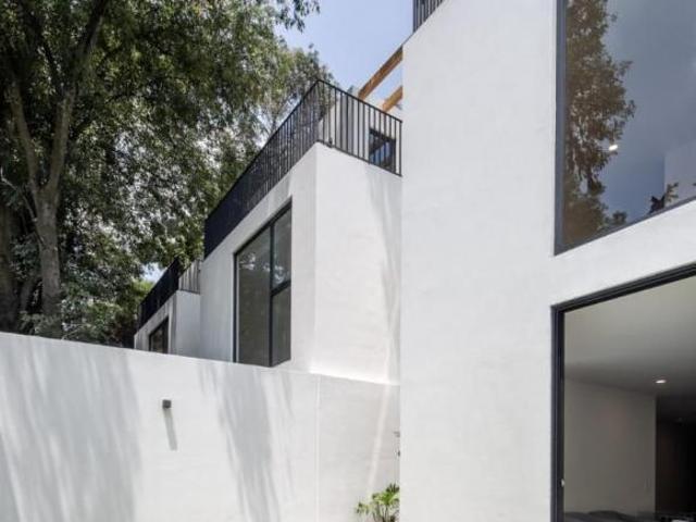 Estrene Casa en condominio en Lomas Axomiatla