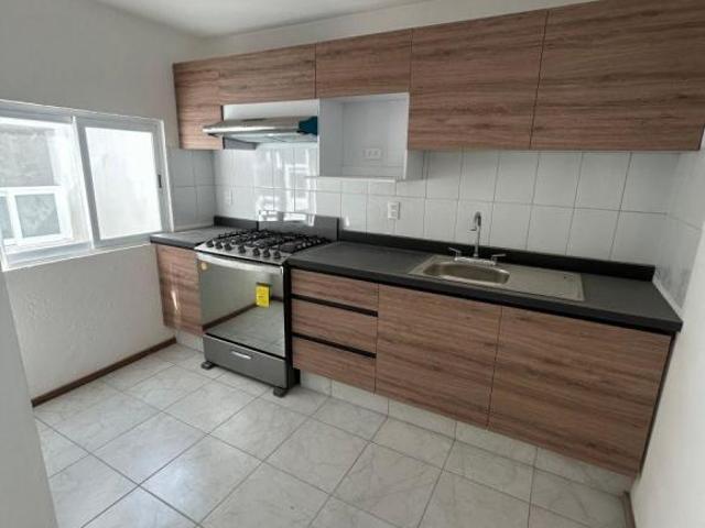Estrene departamento 3 recámaras en planta baja
