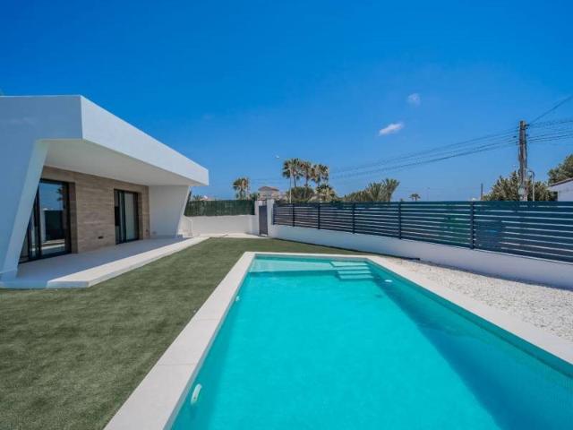 Estrene una moderna villa independiente de diseño contemporá. 156m² Ciudad Quesada