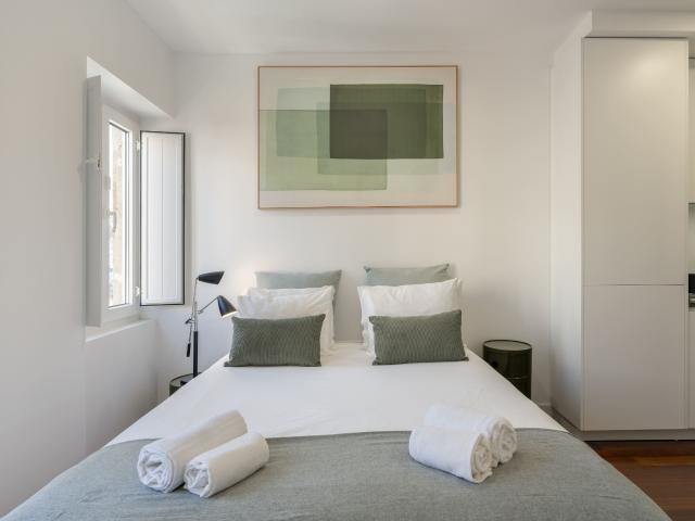 ESTRELA RIVERSIDE STUDIOS III by Homing