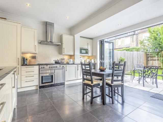 Eswyn Road, London, SW17 3 bed house to rent £3,700 pcm £854 pw