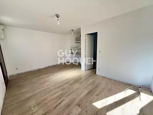 Epône 78680 Achat / Vente appartement 2 pièces t2 au dernier étage cave