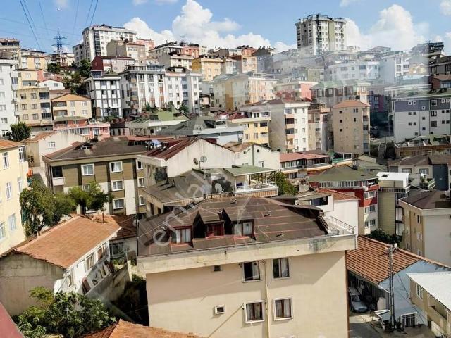 Epa Emre Koç'tan 4+1 Dubleks Manzaralı Metroya Yakın Temiz