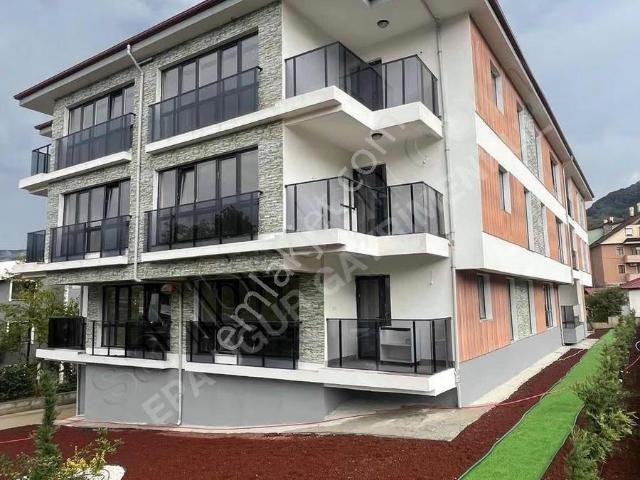 Epa Uğur'dan Kaynaşlı Merkezde Satılık 2+1 Ara Kat Daire