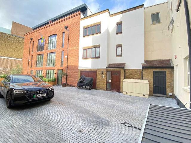 Epcot Mews, Pember Road, Kensal Green NW10, 3 bed terraced house to rent, £2,500 pcm | PrimeLocation