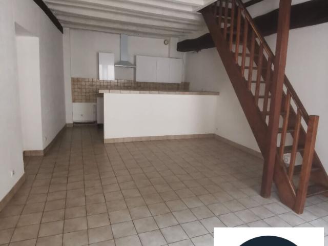 EPERNON / Location Maison 2 Pièces 48 m²
