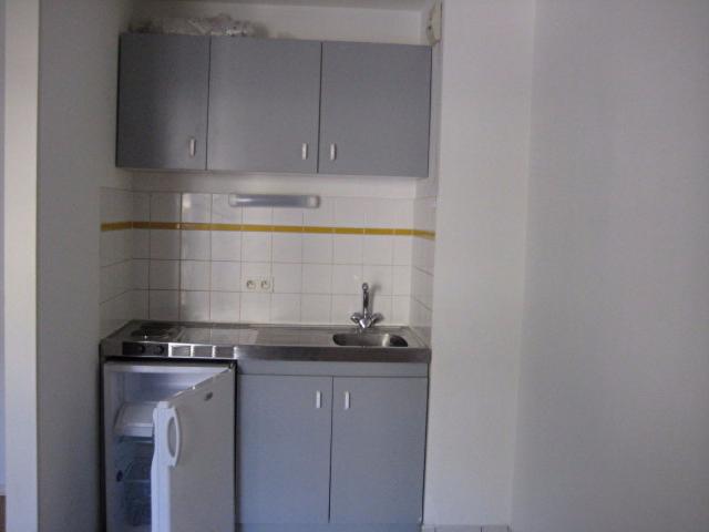 EPERNON / Location Appartement 1 Pièce 28 m²