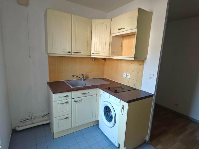 EPERNON / Location Appartement 2 Pièces 38 m²