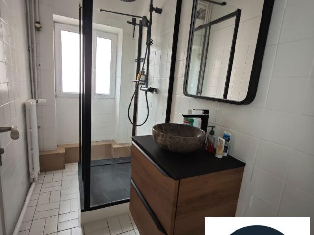 EPERNON / Location Appartement 2 Pièces 51 m² Meublé