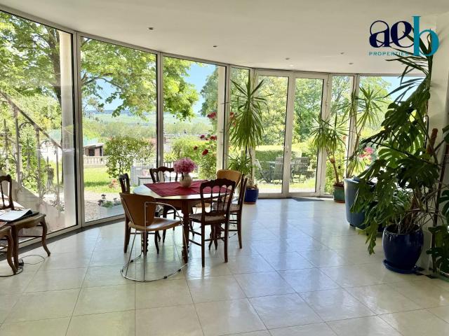 Épernay Appartement en Rdj de 173m² 170m² Epernay