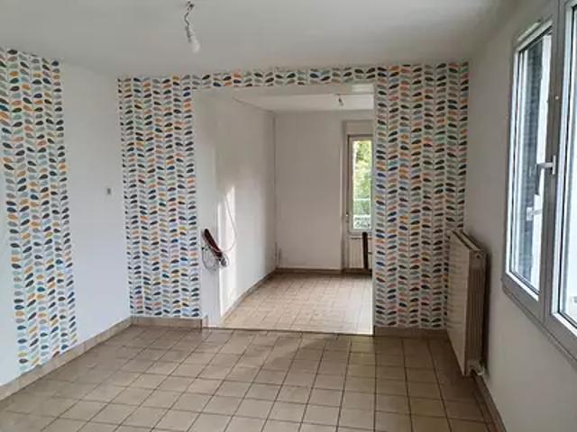 Epernay 51200 Location maison 4 pièces t4 au dernier étage