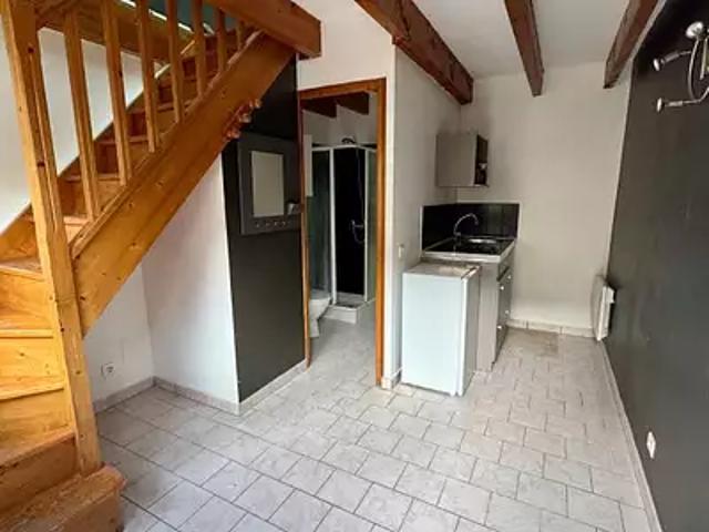 Epernay 51200 Location appartement 1 pièce t1