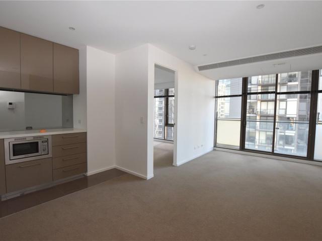 Epic: Marvelous One Bedroom Apartment!
