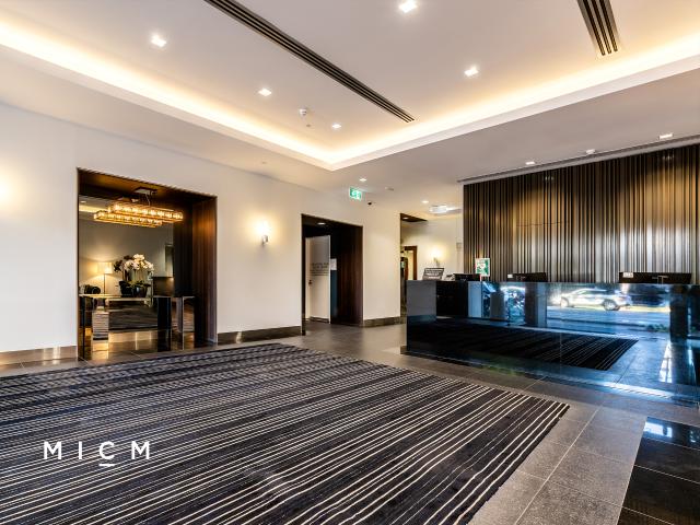 Epic: 20th Floor Modern and Spacious One Bedroom Apartment!