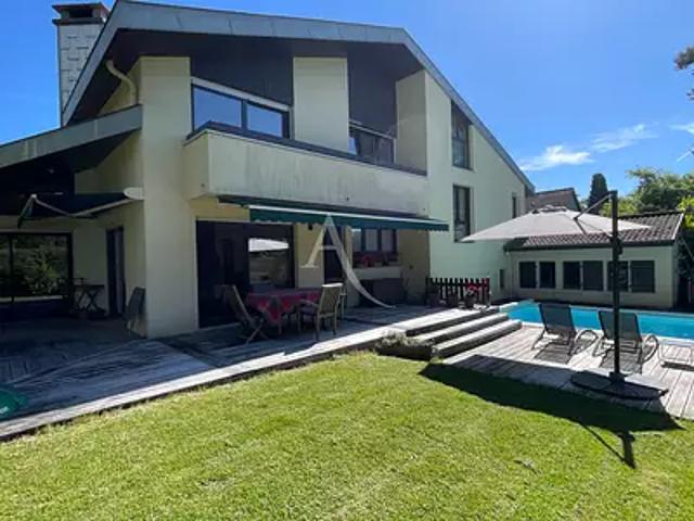 Epinal 88000 Achat / Vente maison 9 pièces t9 au dernier étage piscine