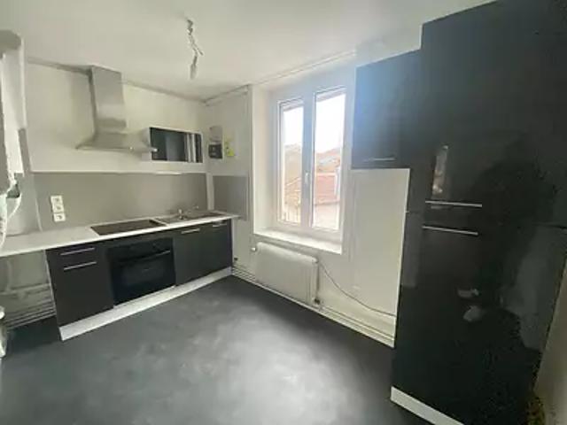 Epinal 88000 Location appartement 3 pièces t3 au dernier étage