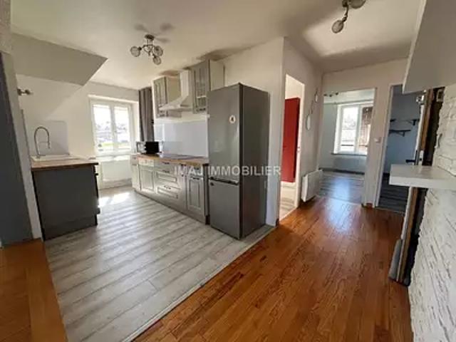 Epinal 88000 Location appartement 3 pièces t3 au dernier étage